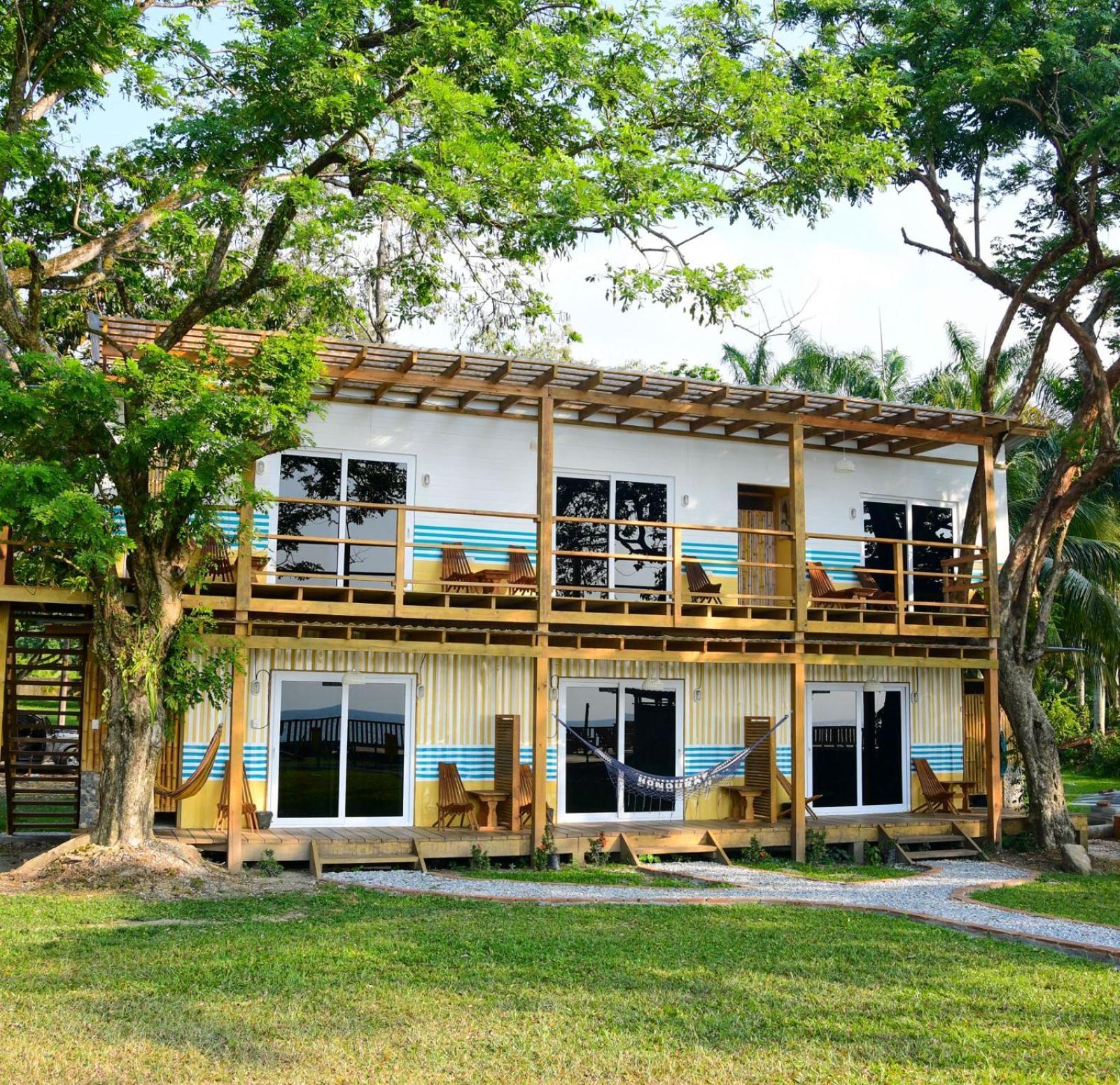 Sunset Hut Hostel Omoa Zewnętrze zdjęcie